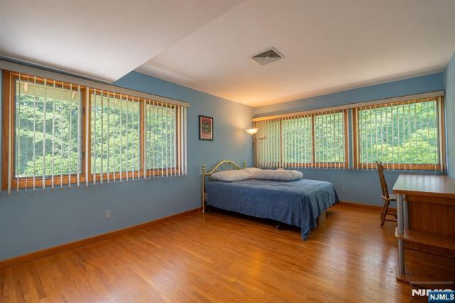 4 High Mountain, Lincoln Park Borough, NJ 07035