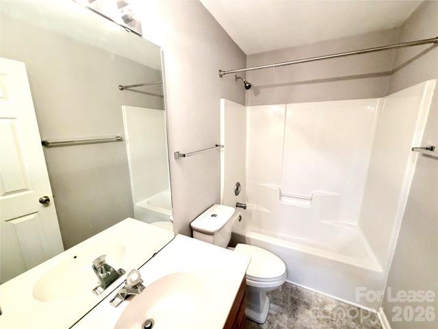 838 Autumn Rain Lane, Charlotte, NC 28209