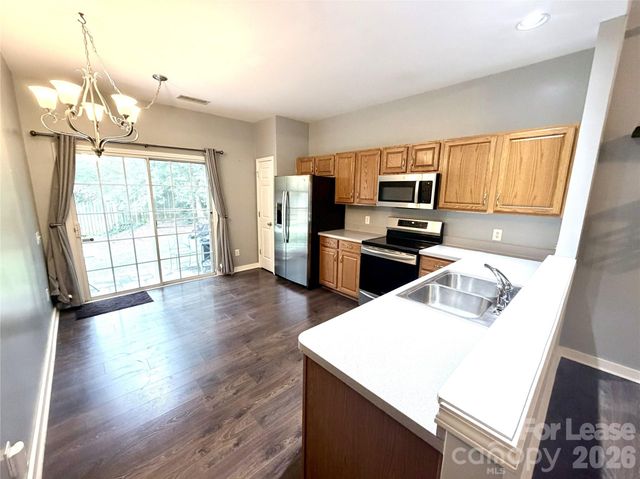 838 Autumn Rain Lane, Charlotte, NC 28209
