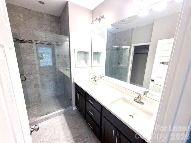 838 Autumn Rain Lane, Charlotte, NC 28209