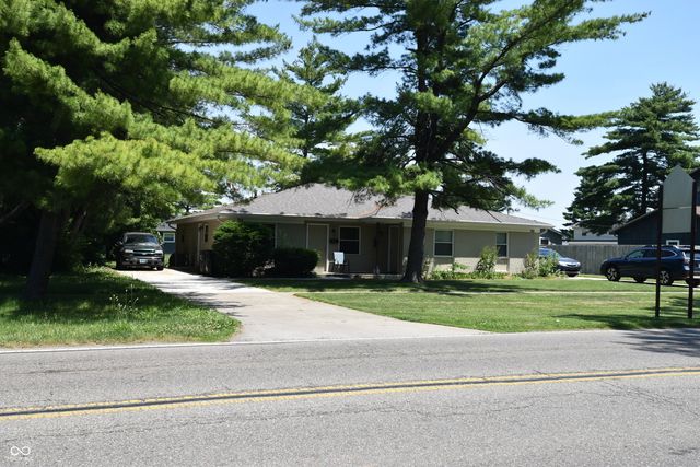 232 & 234 W McKenzie Road, Greenfield, IN 46140