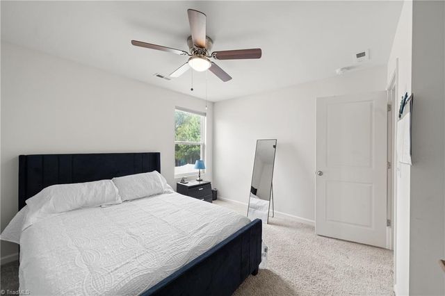 2205 Ever Chase Court, Winston-salem, NC 27103