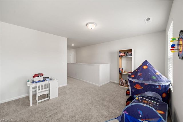 2205 Ever Chase Court, Winston-salem, NC 27103
