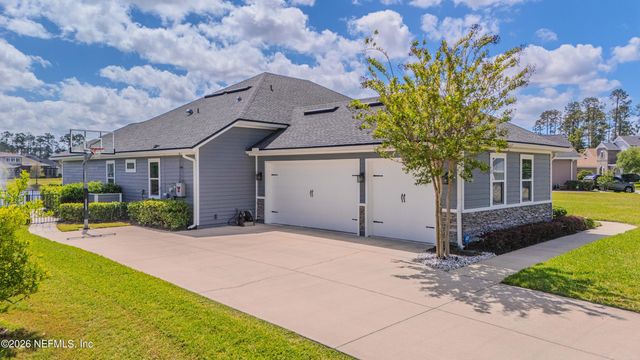 408 OXFORD ESTATES Way, St. Johns, FL 32259