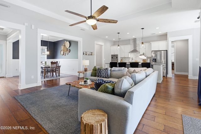 408 OXFORD ESTATES Way, St. Johns, FL 32259