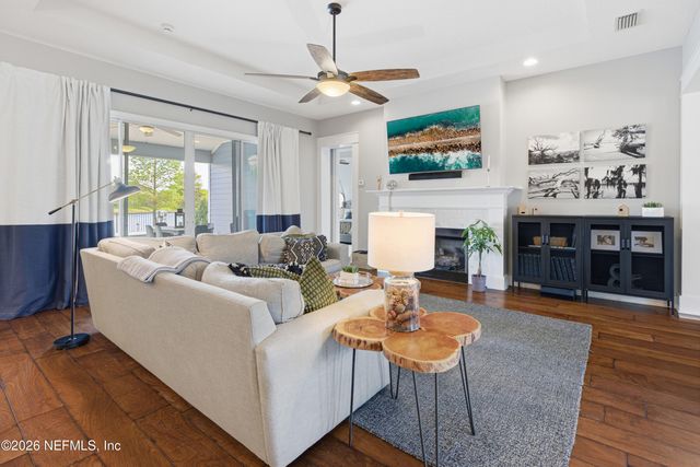 408 OXFORD ESTATES Way, St. Johns, FL 32259