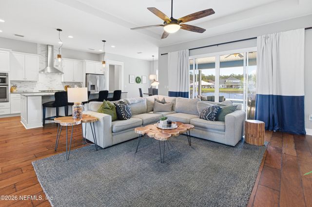 408 OXFORD ESTATES Way, St. Johns, FL 32259