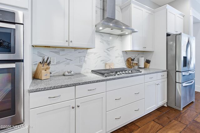 408 OXFORD ESTATES Way, St. Johns, FL 32259