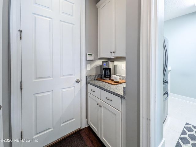 408 OXFORD ESTATES Way, St. Johns, FL 32259