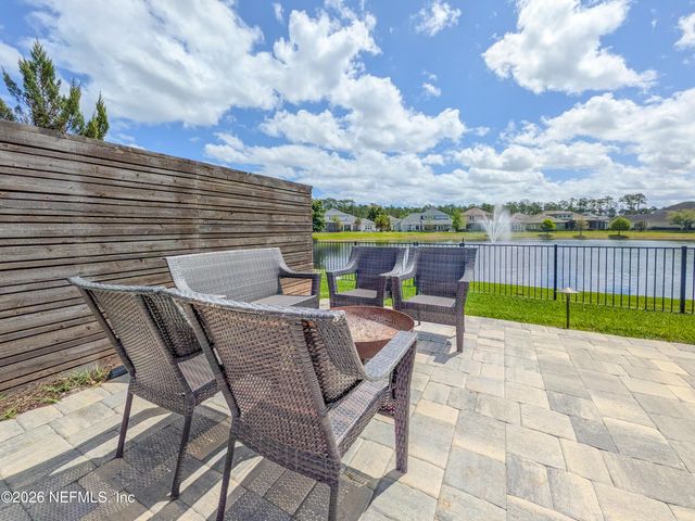 408 OXFORD ESTATES Way, St. Johns, FL 32259