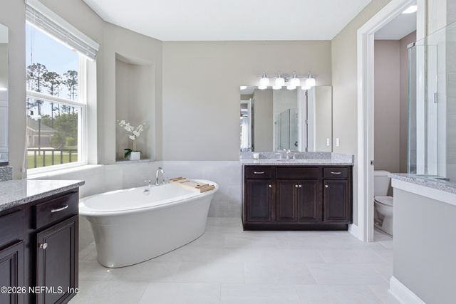 408 OXFORD ESTATES Way, St. Johns, FL 32259