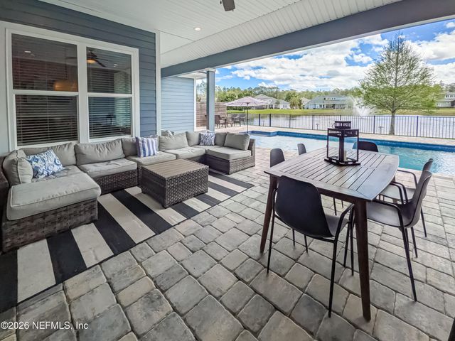 408 OXFORD ESTATES Way, St. Johns, FL 32259