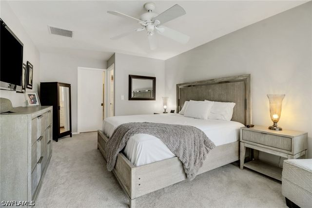 4556 Lakewood BLVD, Naples, FL 34112