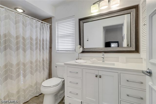 4556 Lakewood BLVD, Naples, FL 34112