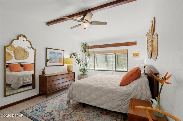 624 S Pine Street, New Smyrna Beach, FL 32169