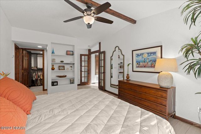 624 S Pine Street, New Smyrna Beach, FL 32169