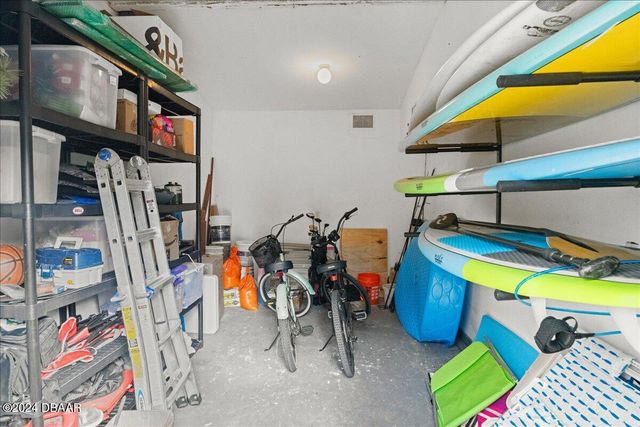 624 S Pine Street, New Smyrna Beach, FL 32169