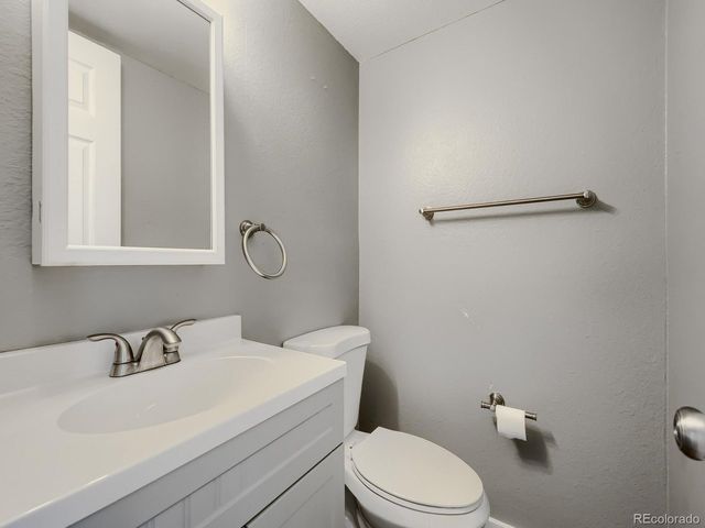1705 Heatheridge Rd E-102, Fort Collins, CO 80526
