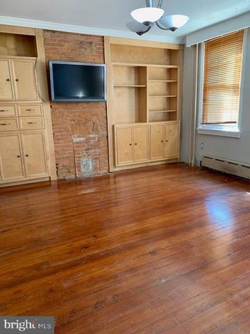 1107 E PALMER ST, Philadelphia, PA 19125