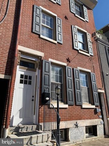 1107 E PALMER ST, Philadelphia, PA 19125