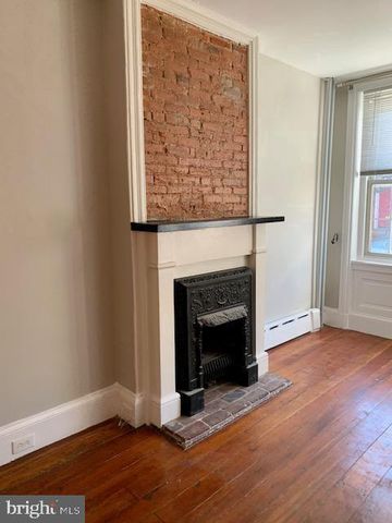1107 E PALMER ST, Philadelphia, PA 19125