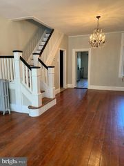 1107 E PALMER ST, Philadelphia, PA 19125