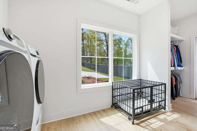 6093 Shadburn Ferry Road, Buford, GA 30518