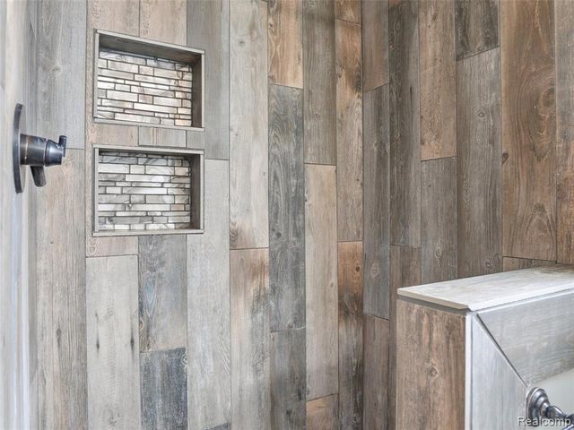 46689 Barbara Drive, Macomb, MI 48044