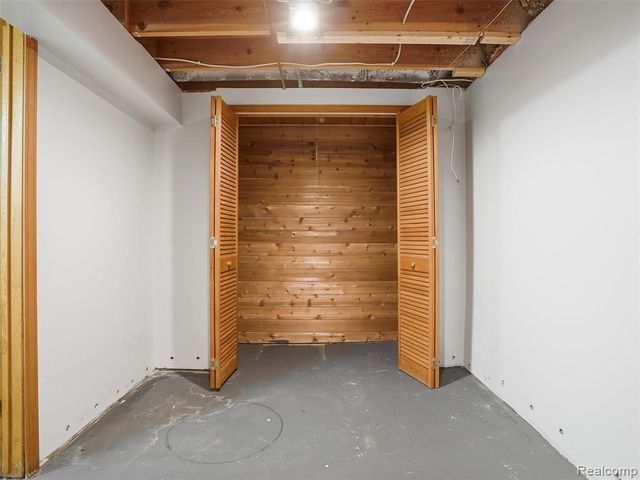 46689 Barbara Drive, Macomb, MI 48044