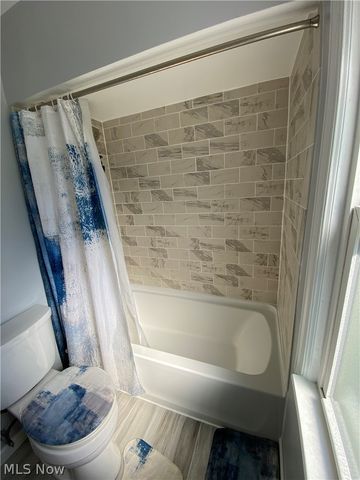 6879 Orchard Boulevard, Parma Heights, OH 44130