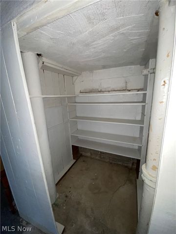 6879 Orchard Boulevard, Parma Heights, OH 44130