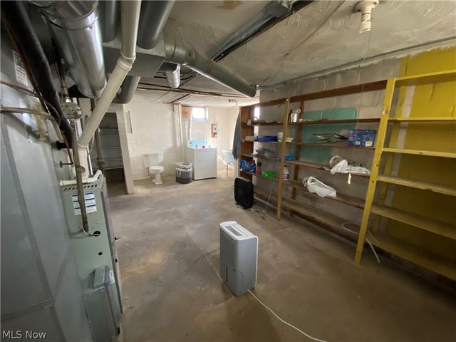 6879 Orchard Boulevard, Parma Heights, OH 44130