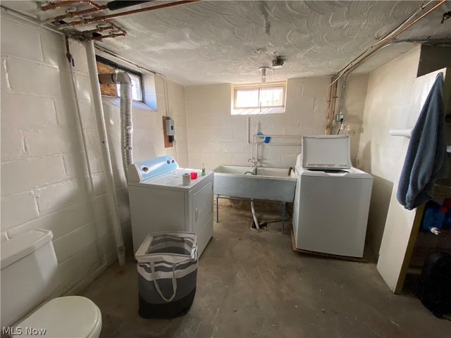 6879 Orchard Boulevard, Parma Heights, OH 44130