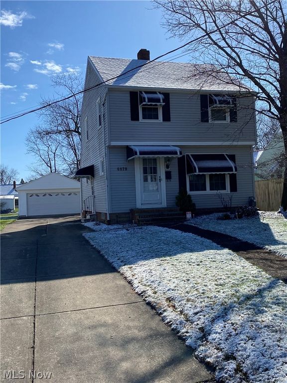 6879 Orchard Boulevard, Parma Heights, OH 44130