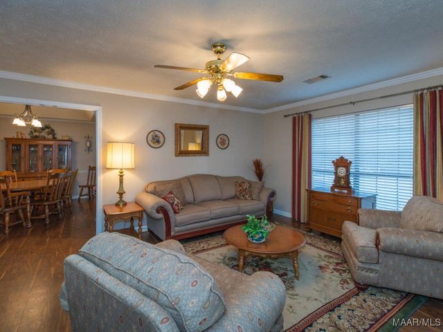 1535 White Cloud Drive, Deatsville, AL 36022