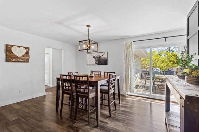 1448 Cottonwood DRIVE, Waukesha, WI 53189