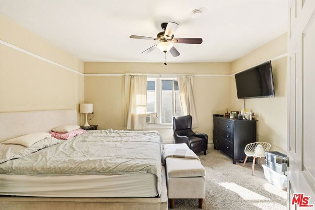 2712 Kenwood Avenue, Los Angeles, CA 90007