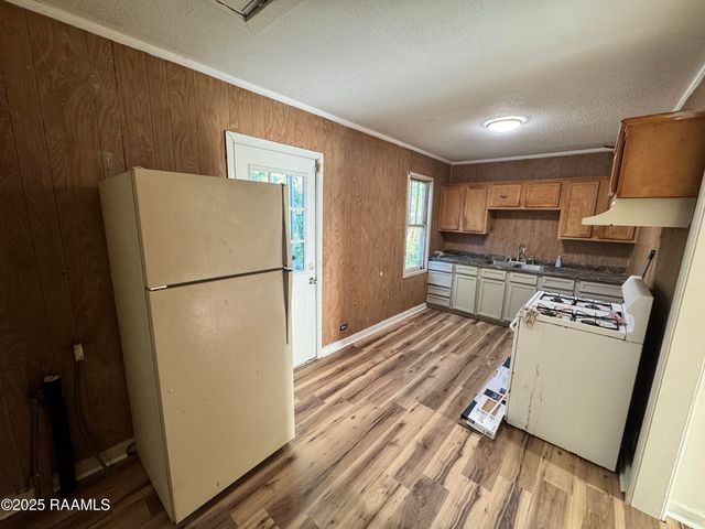 913 Plum Street, Lafayette, LA 70501