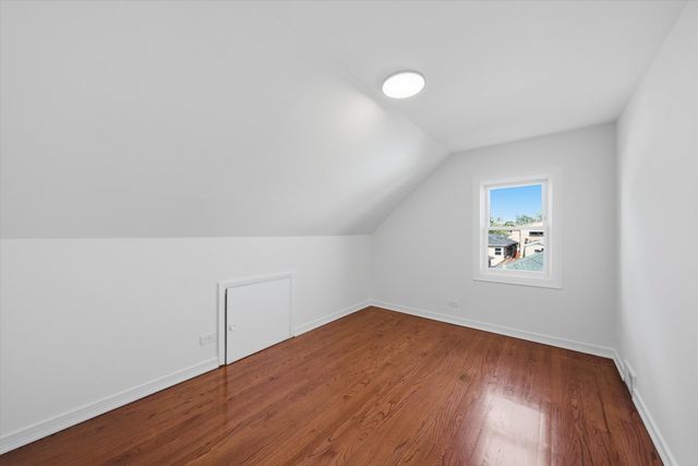 7205 S Lawndale Avenue, Chicago, IL 60629