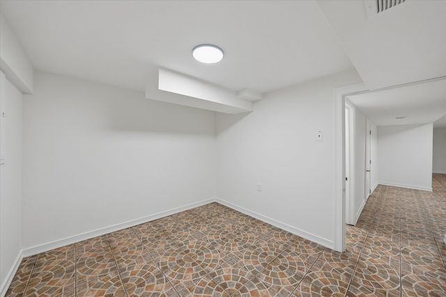 7205 S Lawndale Avenue, Chicago, IL 60629