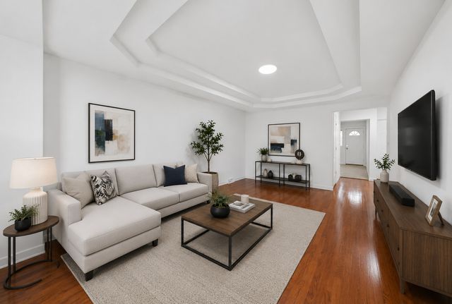 7205 S Lawndale Avenue, Chicago, IL 60629