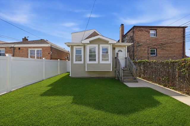 7205 S Lawndale Avenue, Chicago, IL 60629