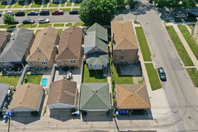 7205 S Lawndale Avenue, Chicago, IL 60629