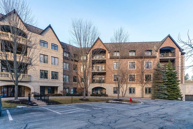 1800 AMBERLEY Court 309, Lake Forest, IL 60045