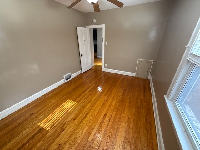 5327 W Wolfram Street 1, Chicago, IL 60641