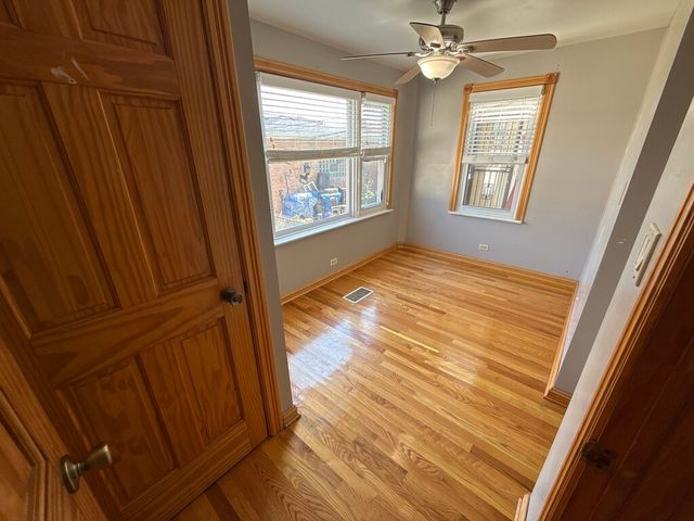 5327 W Wolfram Street 1, Chicago, IL 60641