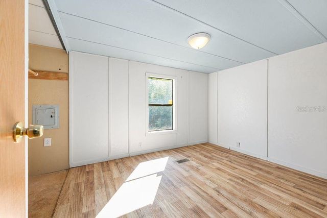 16302 SE 57TH STREET, Ocklawaha, FL 32179