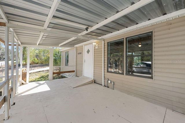 16302 SE 57TH STREET, Ocklawaha, FL 32179