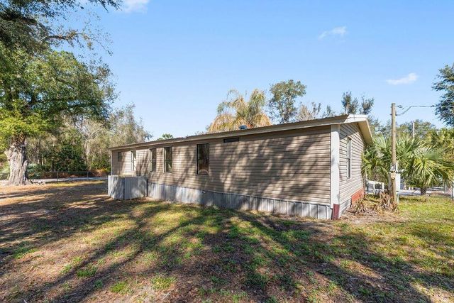 16302 SE 57TH STREET, Ocklawaha, FL 32179