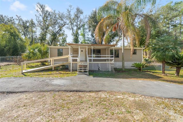 16302 SE 57TH STREET, Ocklawaha, FL 32179